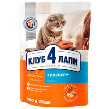 CLUB 4 PAWS PREMIUM
for adult cats
WITH SALMON 300g