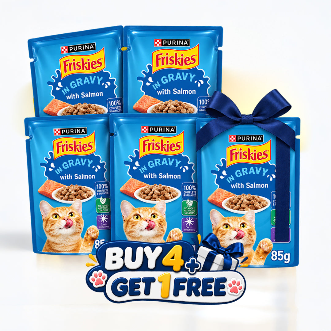Buy 4 Get 1 | Purina Friskies Salmon Chunks in Gravy Wet Cat Food Pouch 85g